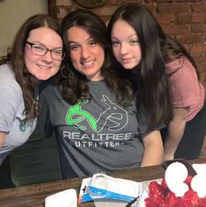 Meet your Posher, Jessica n charlie